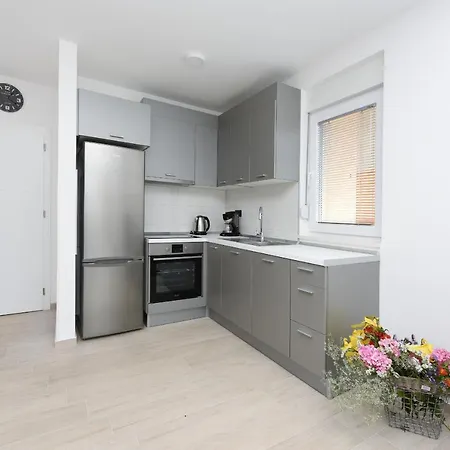 Matea Apartman Zadar
