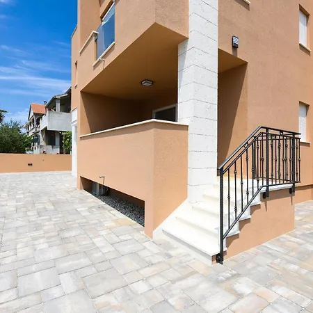 Apartment Matea